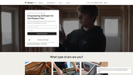 Houzz Pro: All-In-One Business Software for Contractors & Design Pros | Houzz logo